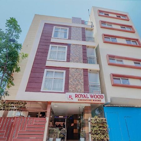 OYO Flagship 80044 Royal Wood Deluxe Bangalore Extérieur photo