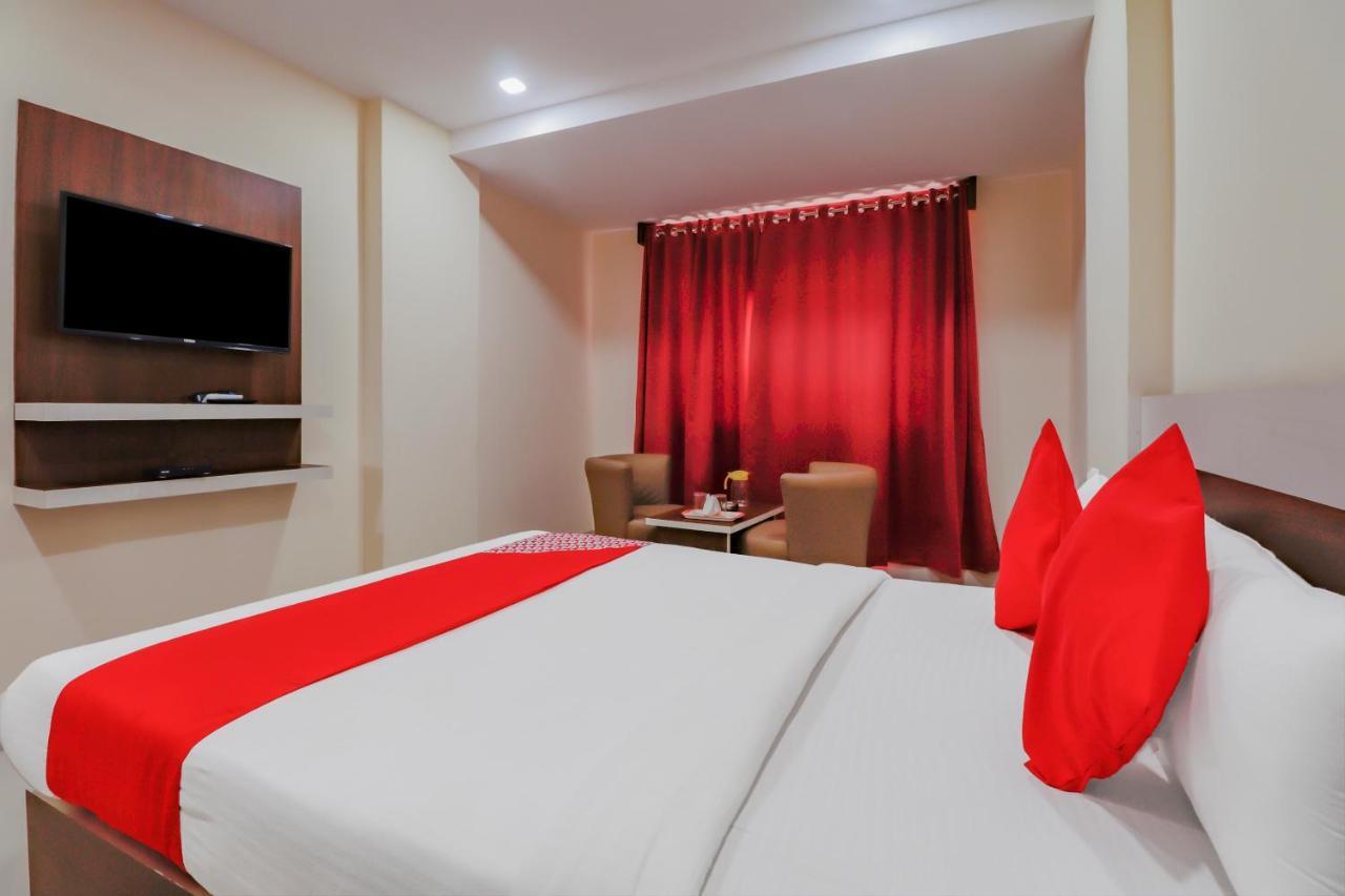 OYO Flagship 80044 Royal Wood Deluxe Bangalore Extérieur photo