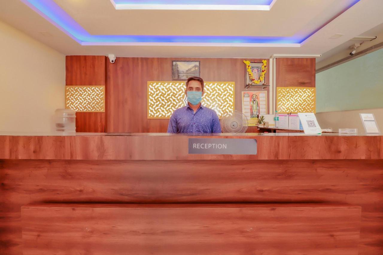 OYO Flagship 80044 Royal Wood Deluxe Bangalore Extérieur photo