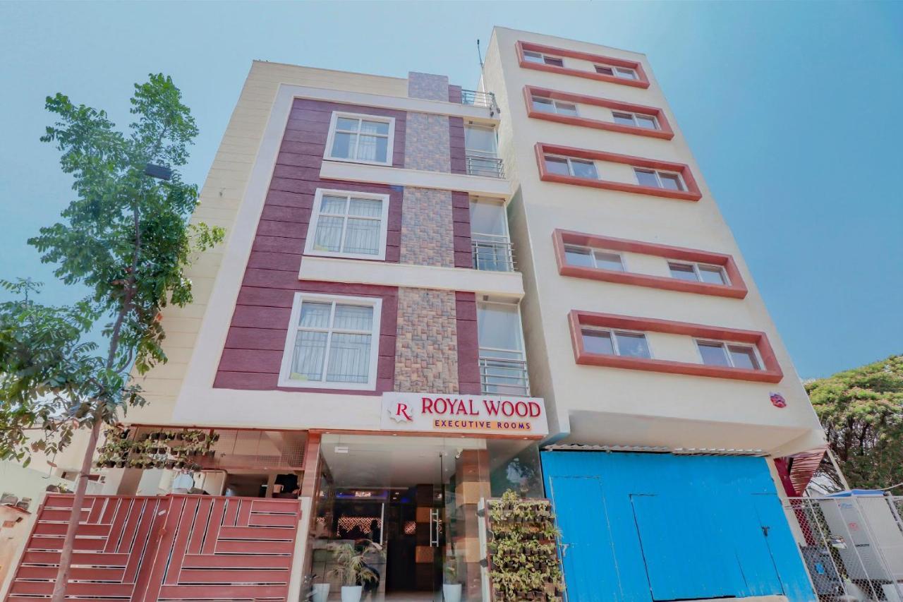 OYO Flagship 80044 Royal Wood Deluxe Bangalore Extérieur photo